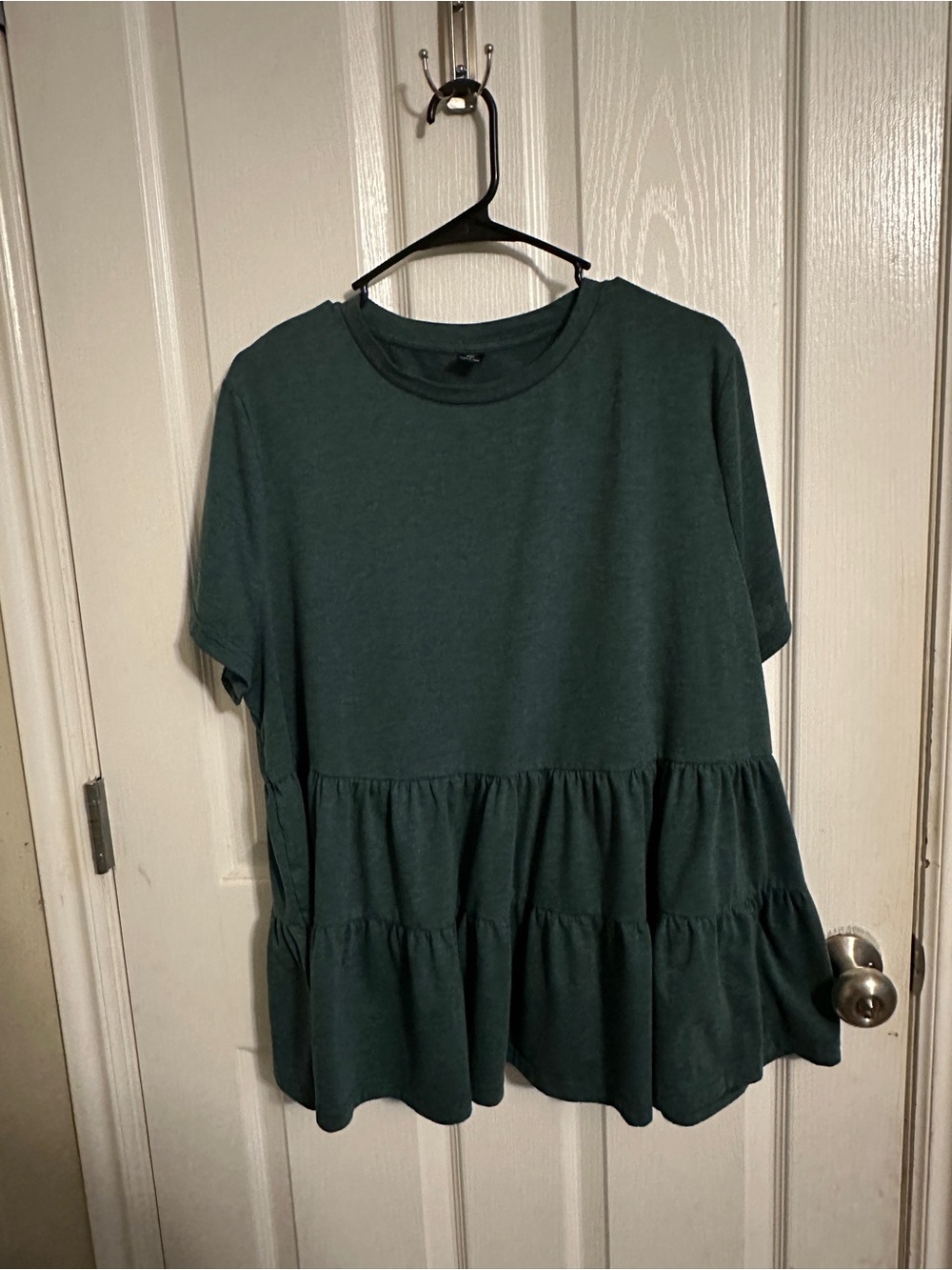SHEIN Dark Green Tiered Short Sleeve Peplum Top